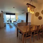 Panoramic Sunset Delta Apartment